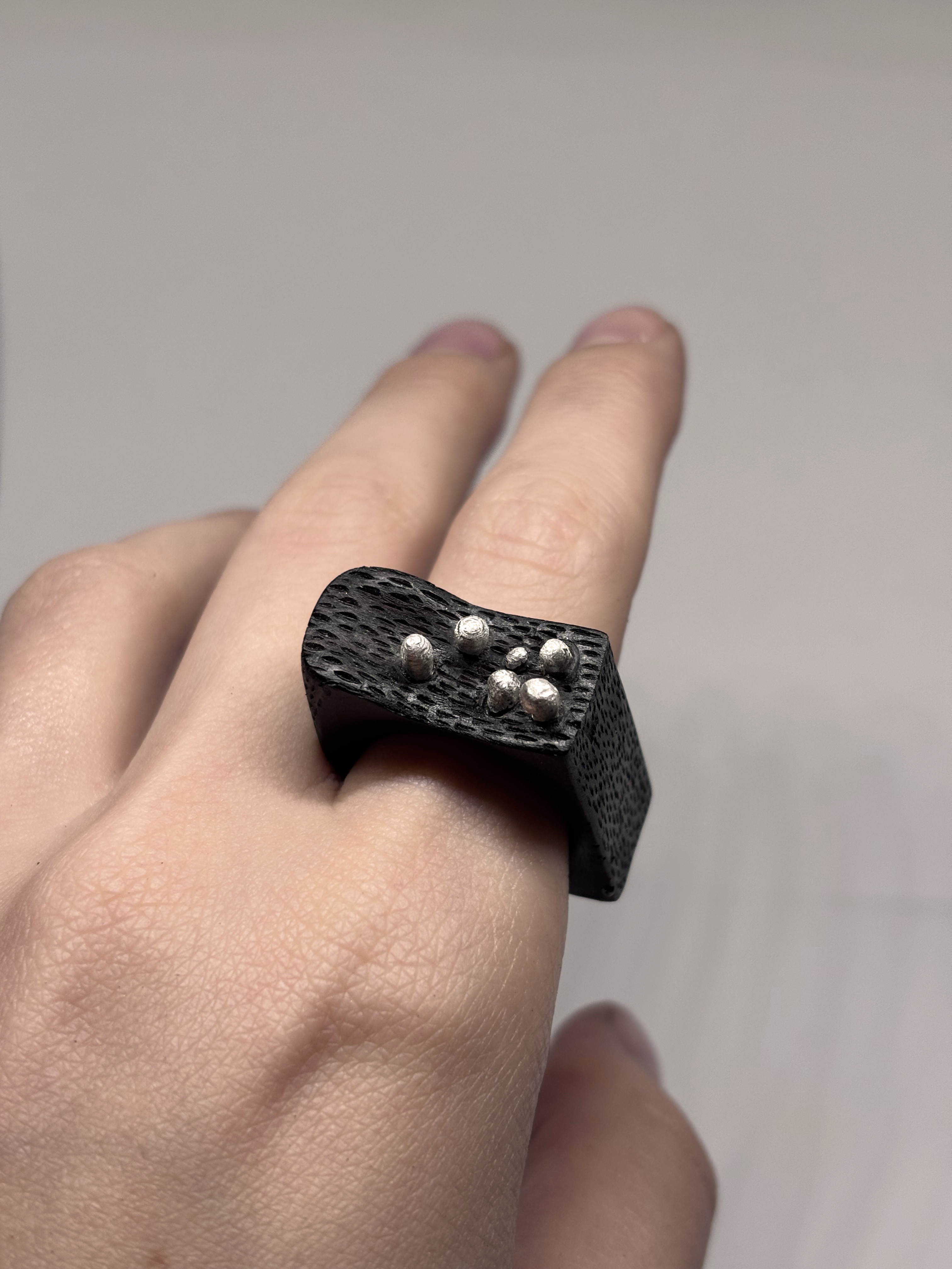 Sculptural ring 0.2