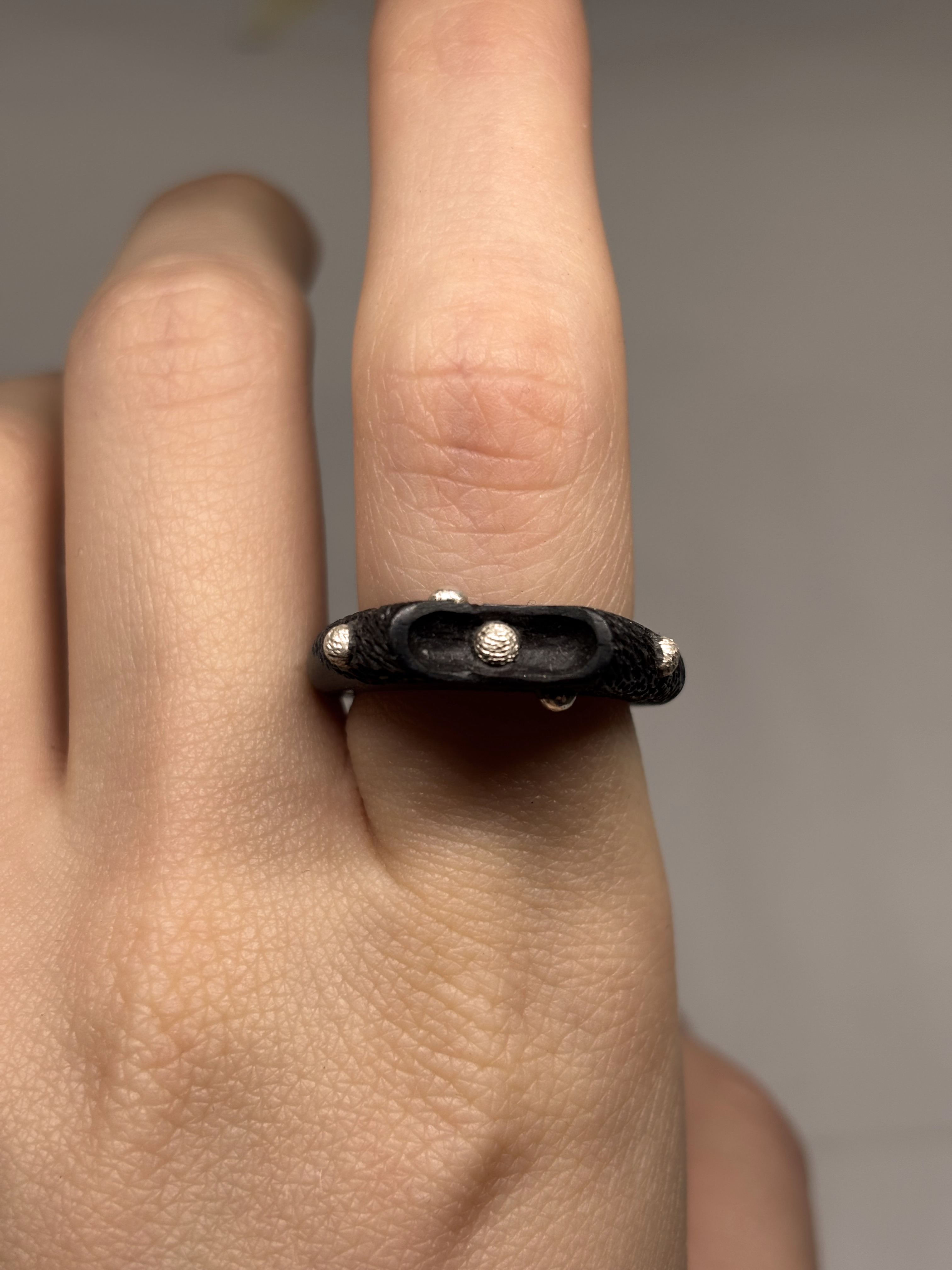 Wood doba ring 0.1 view 2