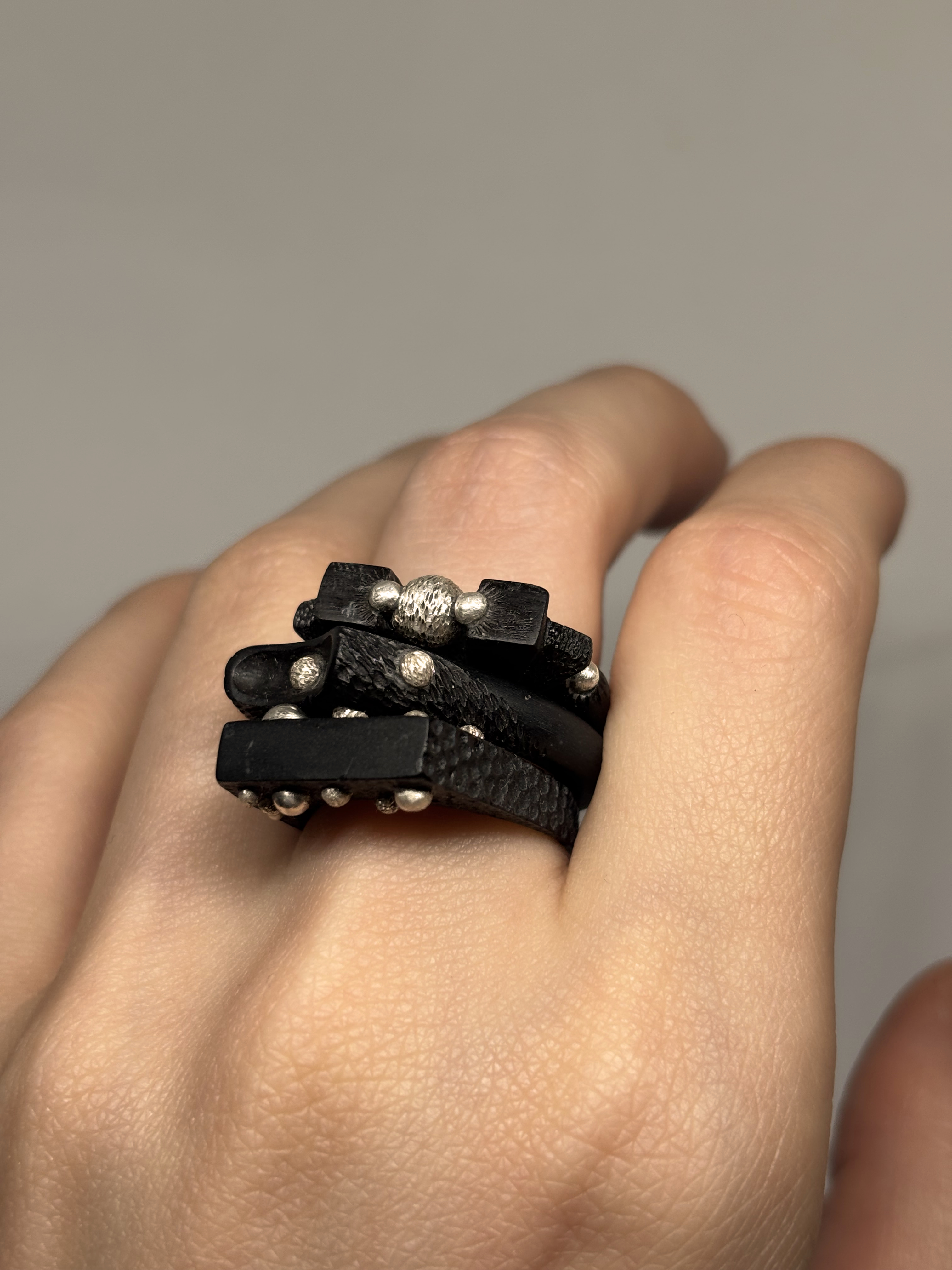 Wood doba ring 0.2 view 3